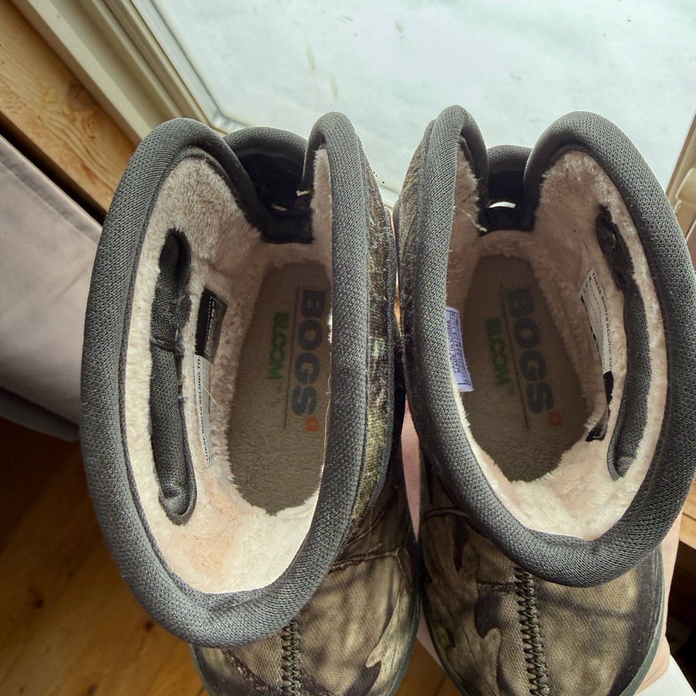 Bogs Kids' Green Camouflage Boots Infant Size 5 NWOT - Picture 5 of 7